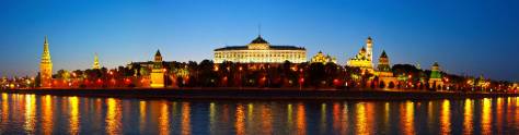 Изображение для скинали: Панорама Московского Кремля в летнюю ночь