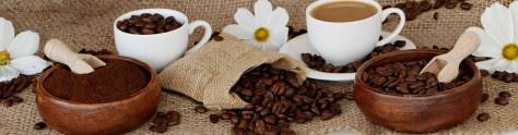 Изображение для скинали: Кофе на мешковине с белыми цветами